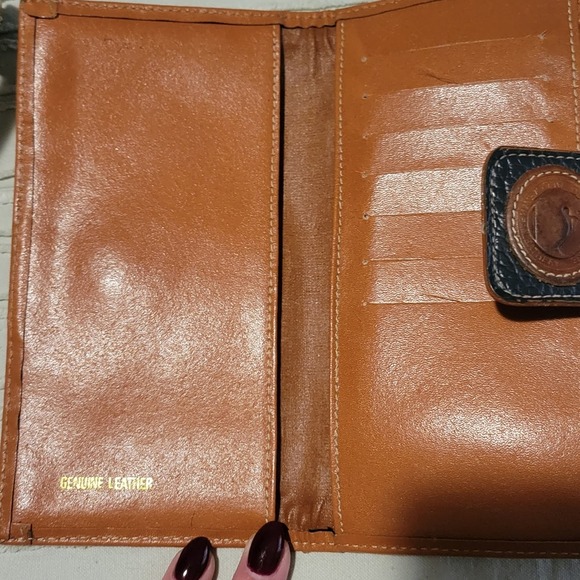 Vintage dooney and bourke set - Picture 16 of 16